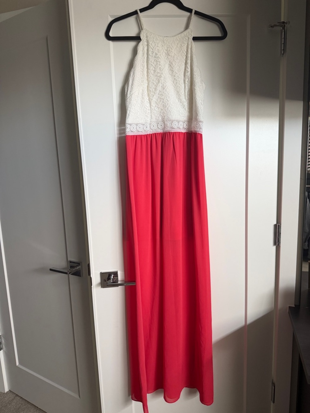 BCX Dress Junior Size 7 Formal Dress Prom Coral & White Scalloped Lace Maxi
